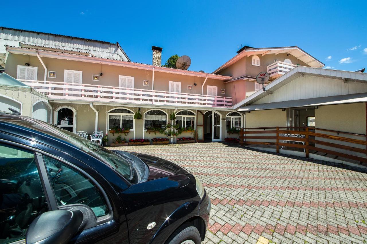 Siena Hotel Кампус-ду-Жордау Экстерьер фото